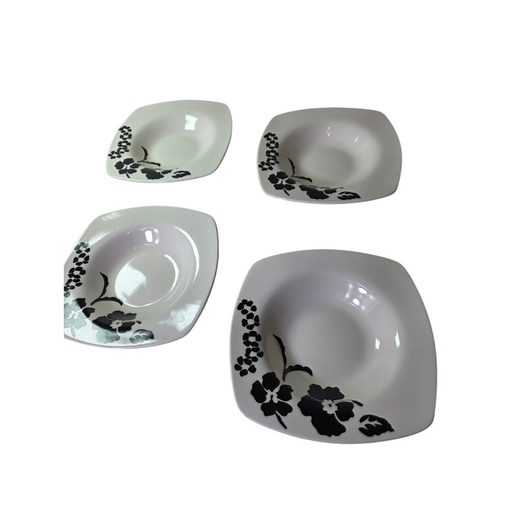 COVENTRY White BEBESQUES BLACK Pocelain Floral 8.75" Square Soup Bowl Set of 4